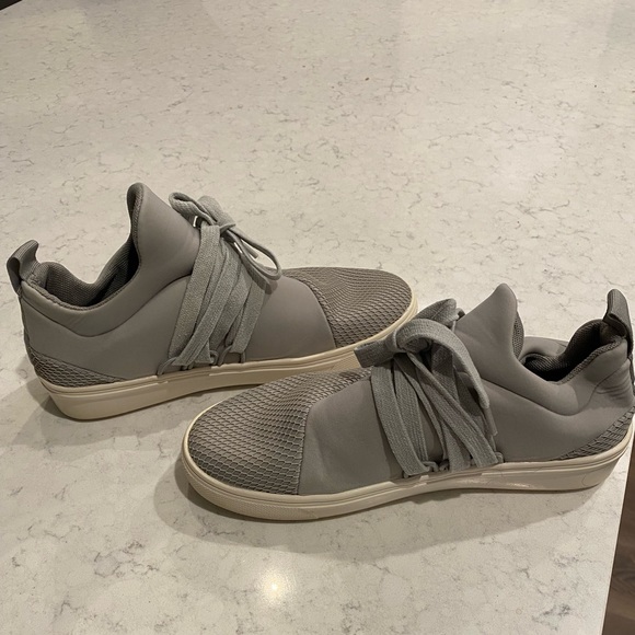 Steve Madden Lancer Sneaker - Picture 5 of 7